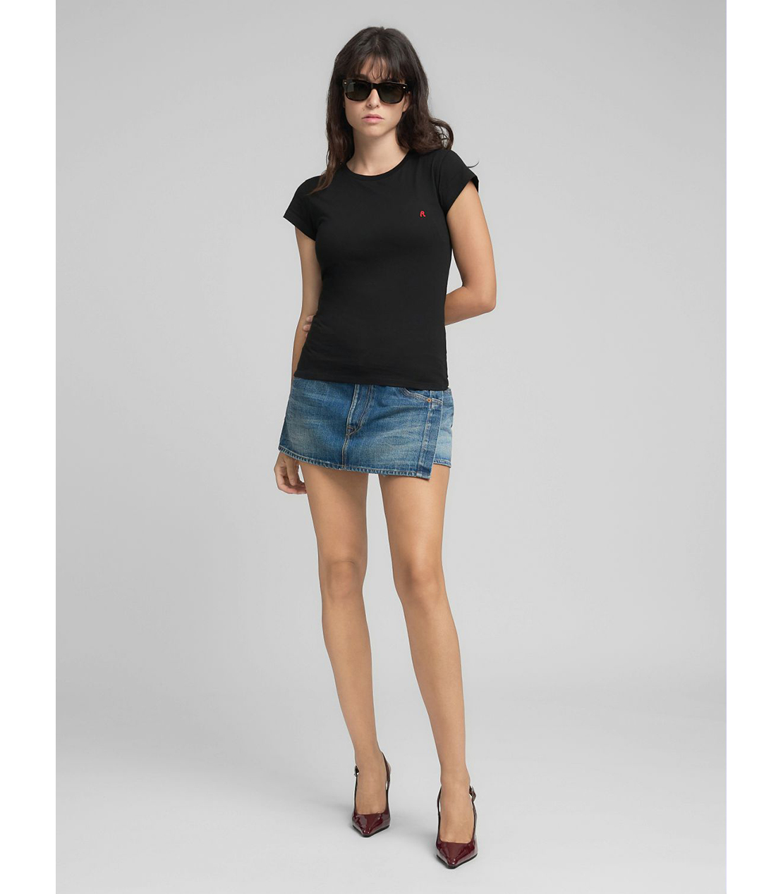 スリムフィット・クルーネックTシャツ